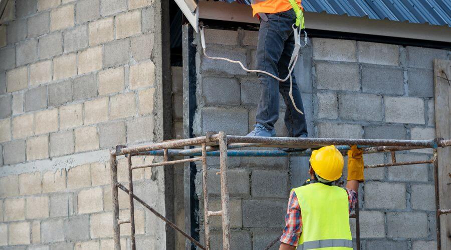 Professional residential roofers in Osceola, IA